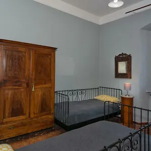 Bed & Breakfast Eugenia, Livorno